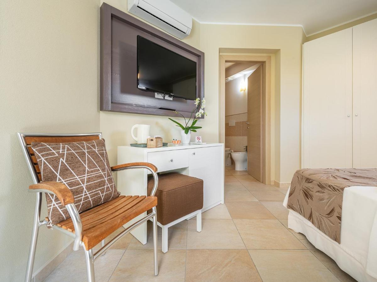 B&B Giglio Di Chia Домус де Мария Екстериор снимка